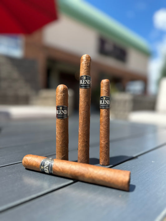 2023 Edition Blend Dominicana "La Familia"  - Churchill