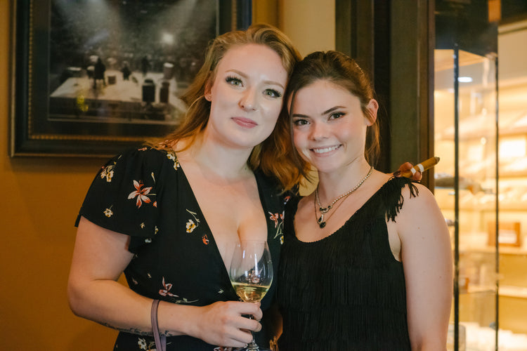 the-woodlands-blend-bar-with-davidoff-cigars