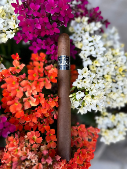 2023 Edition Blend Dominicana "La Familia" - Toro